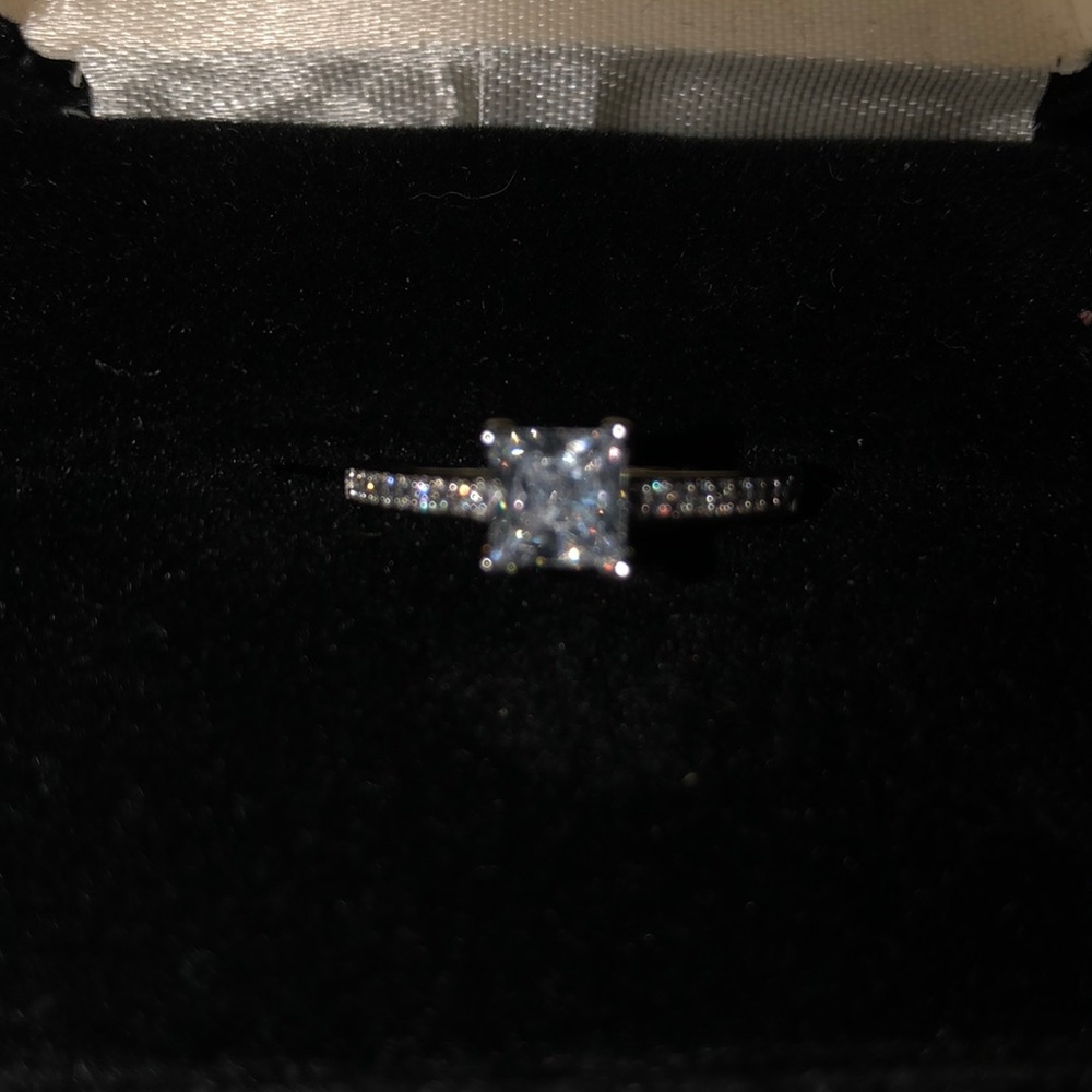 New Wedding or Anniversary Ring 8.5 and 10 square